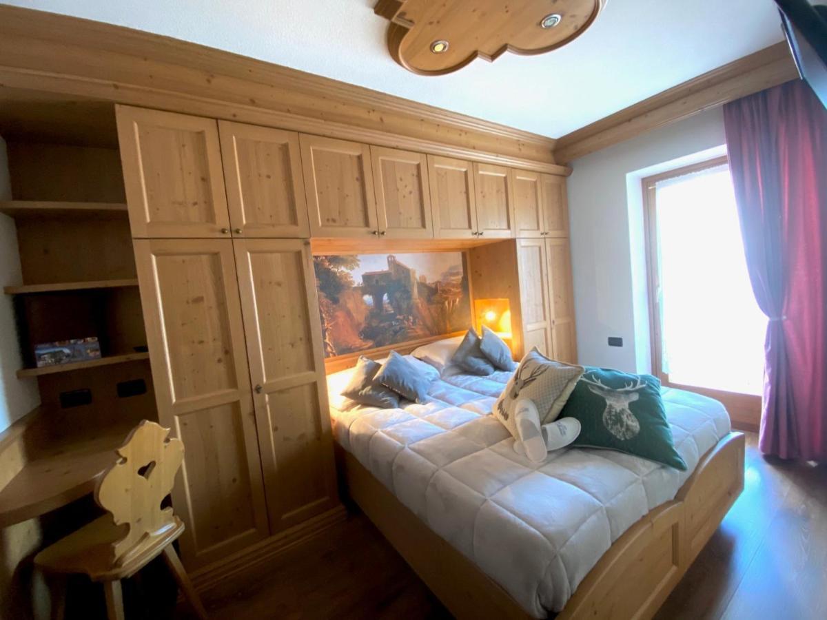 Hotel Laurino Pozza di Fassa Esterno foto
