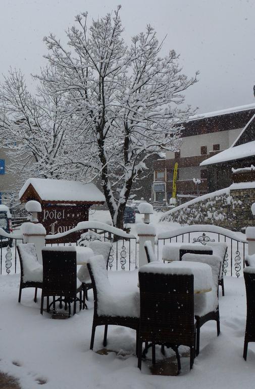 Hotel Laurino Pozza di Fassa Esterno foto