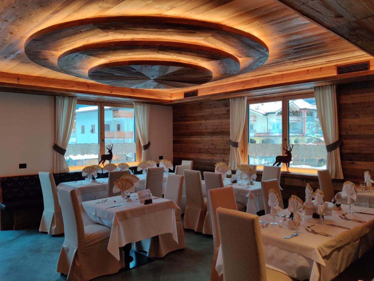 Hotel Laurino Pozza di Fassa Esterno foto